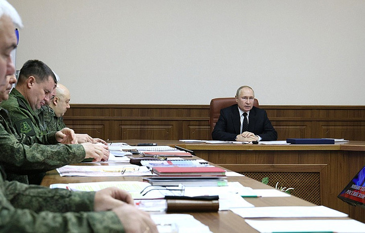 Путин провел совещание в штабе родов войск, участвующих в СВО: о чем говорил президент