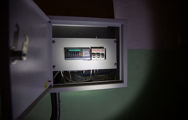 По ряду адресов Тулы отключат электричество 10 ноября