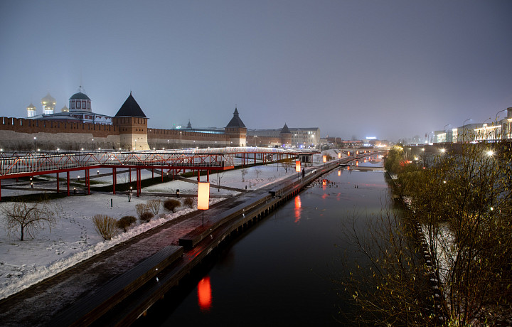 Театральный дебют студентов и изготовление игрушек к Новому году: куда сходить в выходные 25-26 ноября в Тульской области