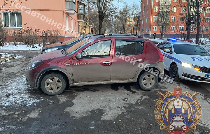 Водитель на Renault сбил девочку-подростка на улице Седова в Туле