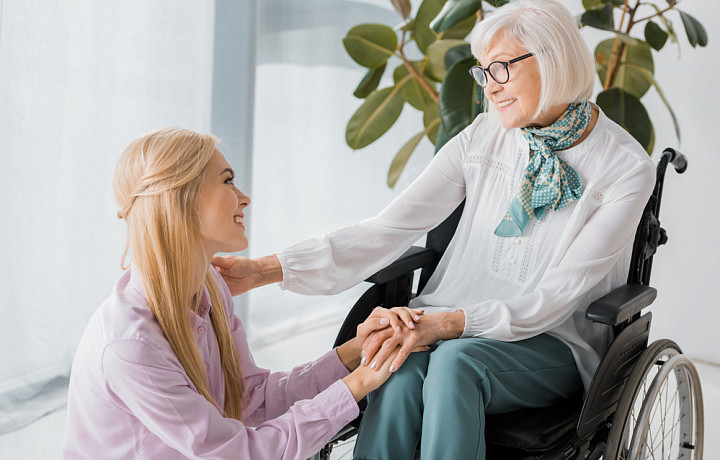 Работающим тулякам могут дать дополнительный отпуск для ухода за родственниками