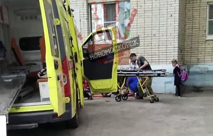 Ребенок выпал из окна четвертого этажа на Залесном в Новомосковске