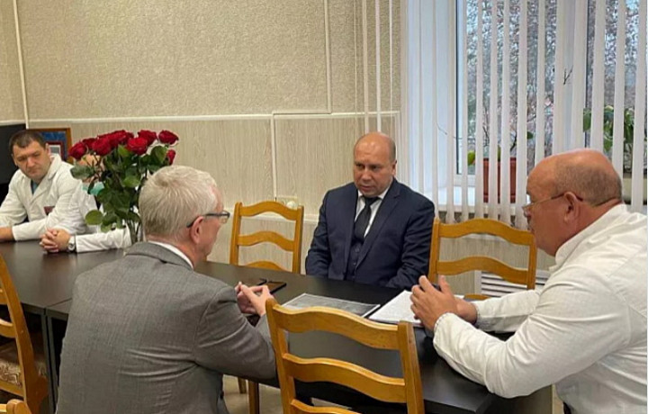 Министр здравоохранения региона Дмитрий Марков посетил тульский госпиталь для военнослужащих