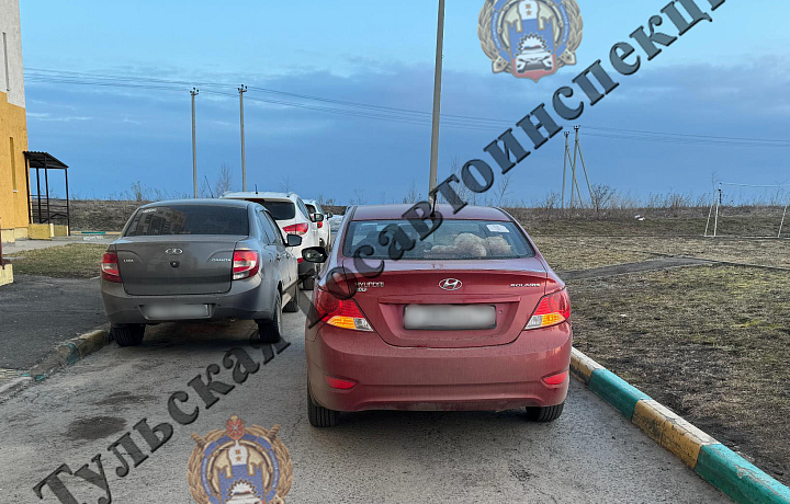 В Киреевске шестилетний ребенок попал под колеса Hyundai: мальчика госпитализировали