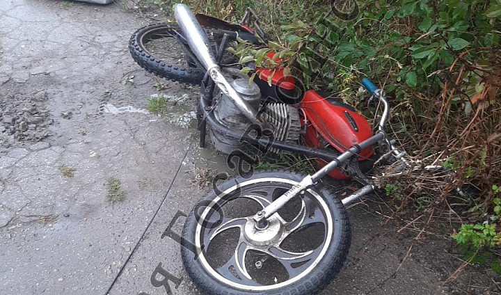 14-летний мотоциклист попал в больницу после столкновения с Lada Kalina в Киреевском районе