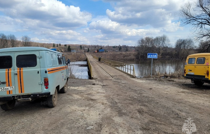 Три моста и один участок дороги освободились от воды в Тульской области