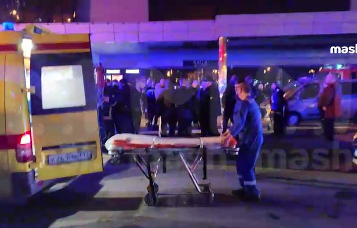Первые пострадавшие при теракте в "Крокус Сити Холле" поступили в Московские больницы