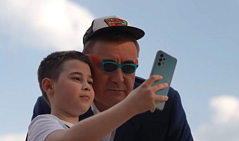 «﻿Кому Алексей Геннадьевич, а кому − дядя Леша»: опубликовано видео с яркими моментами общения Дюмина с детьми