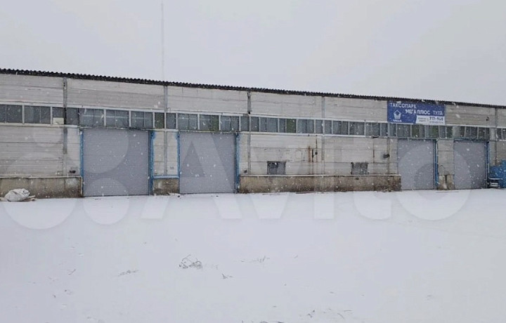 В Туле продают бывшее здание таксопарка за 42 миллиона рублей
