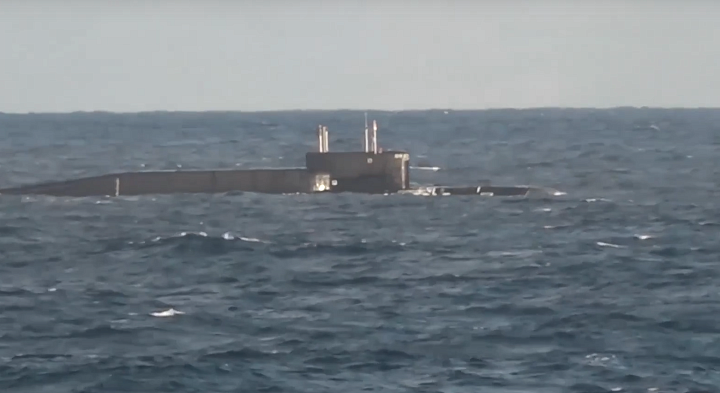 С подводной лодки стратегического назначения «Тула» пустили баллистическую ракету «Синева»