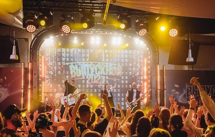 В Тульской области школам разрешили переносить даты вручения аттестатов