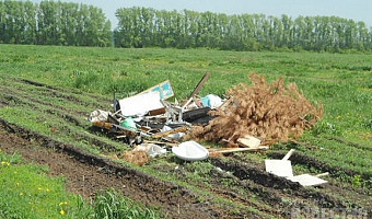 Свалку мусора выявили на сельхозземлях в Ясногорском районе