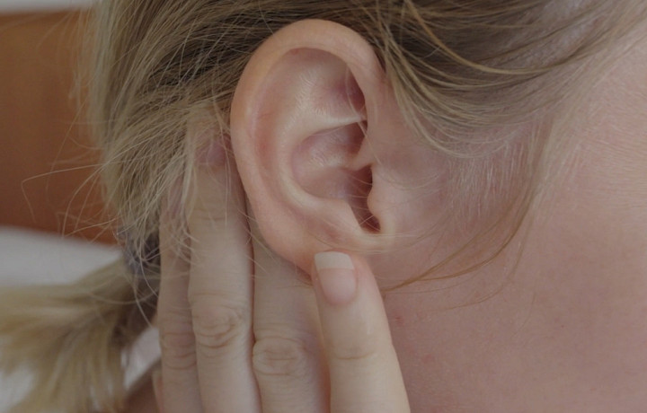 Тулякам рассказали, почему нельзя игнорировать шум в ушах и головокружения