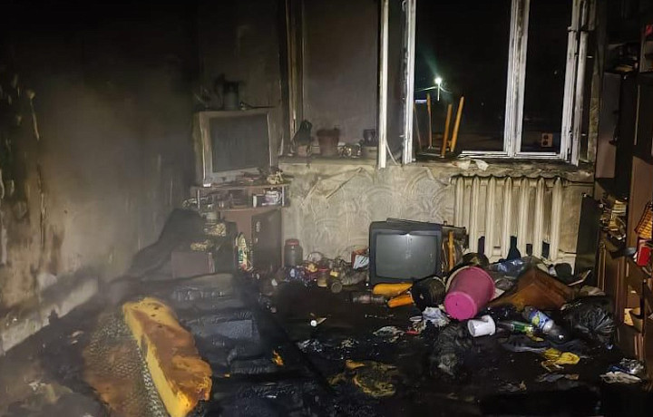 В Новомосковске в ночном пожаре в девятиэтажке погиб мужчина