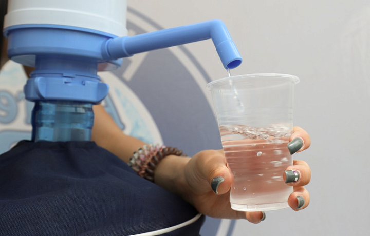 В Туле 30 июля продолжат бесплатно раздавать питьевую воду