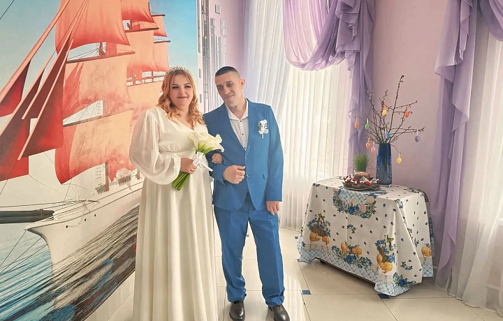 Более ста пар туляков заключили браки на Красную горку