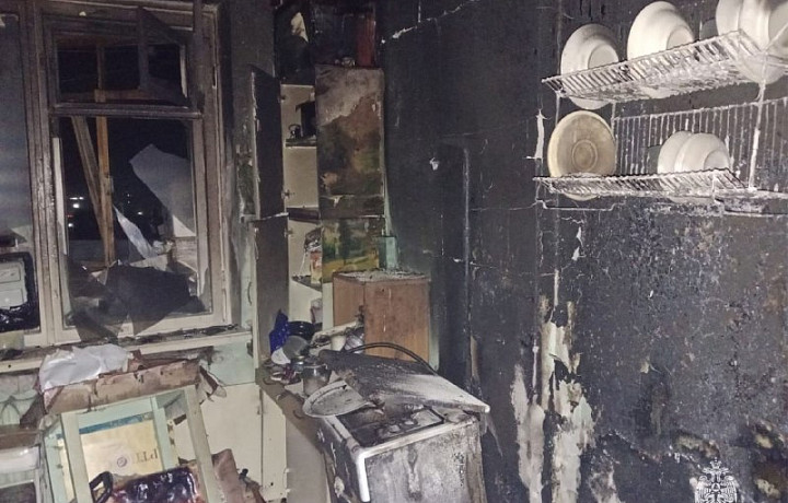 Во время пожара в многоквартирном доме в Туле эвакуировали десять жителей