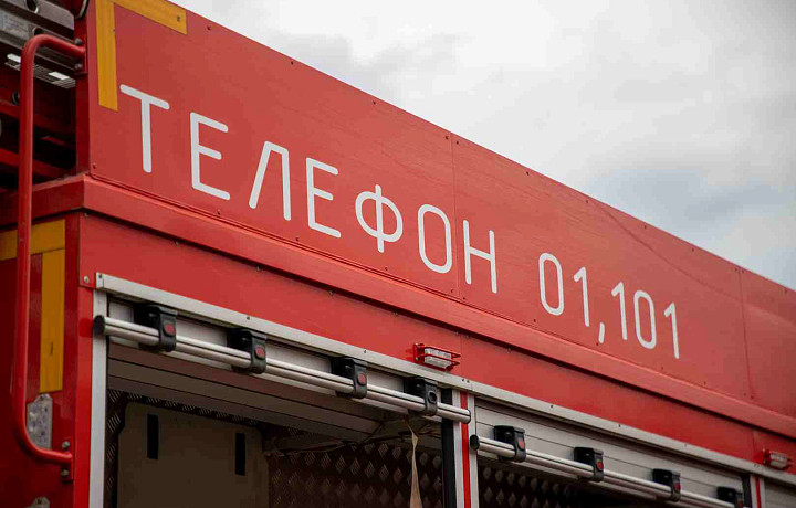 Продолжается ликвидация последствий атаки БПЛА на склад Вайлдбериз в Алексине