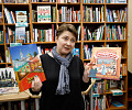 Книга со сквозной дырой и графические романы – виртуальная экскурсия по читальному залу Тульской областной детской библиотеки