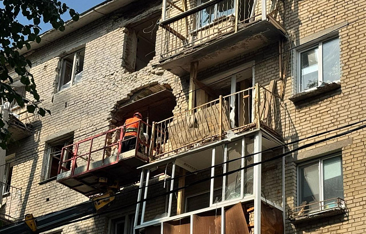 В Щекине началось восстановление дома, пострадавшего в июне от атаки БПЛА