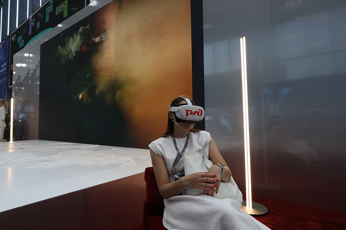 Почти 51,5 млрд рублей инвестиций и сотни новых рабочих мест. Каким был для Тульской области второй день ПМЭФ