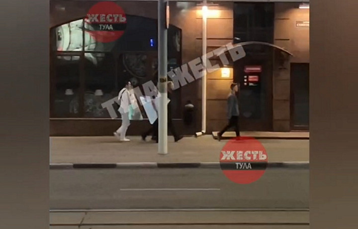 Неизвестные украли в центре Тулы два дорожных знака