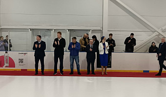 Давлетшин поприветствовал участников тренировки сборных команд по следж-хоккею в Туле