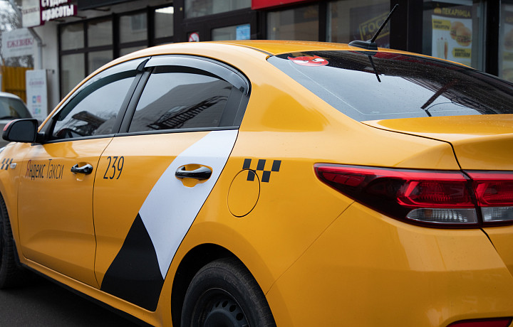 В России ужесточат работу такси: как это отразится на ценах