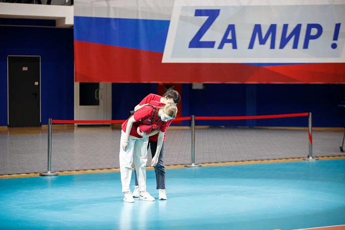 Туляки отработали навыки оказания первой помощи в рамках флешмоба «Дети спасают жизни»