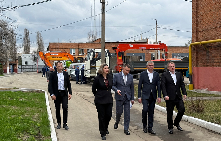 Аварийность стала меньше, вода – лучше: Дмитрий Миляев посетил «Тулагорводоканал»