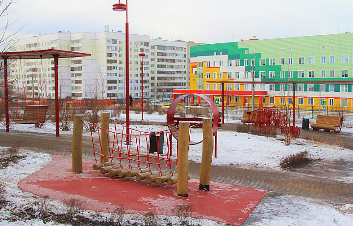 В Туле завершилось благоустройство сквера у перинатального центра