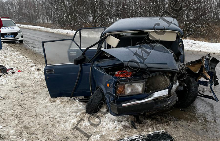 В автомобильной аварии в Киреевском районе один человек погиб и двое пострадали
