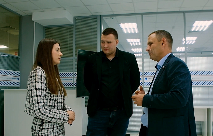 Депутаты тульской Облдумы и члены Молодежного парламента подискутировали на тему обязательной отработки после вузов