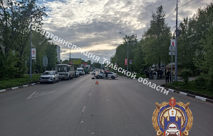 ﻿Иномарка сбила мужчину на мопеде в Новомосковске