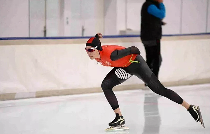 Тулячка вошла в пятерку сильнейших на Всероссийских соревнованиях по конькобежному спорту