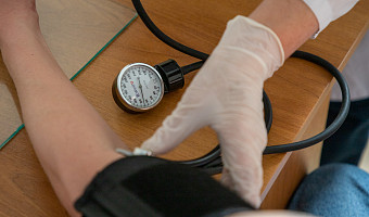 Врач Орлова сообщила, что 23% всех пациентов с повышенным давлением составляет молодежь