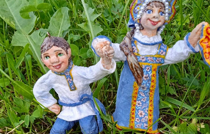 Ностальгия по детству: в Тульской области вернулась мода на игрушки из ваты