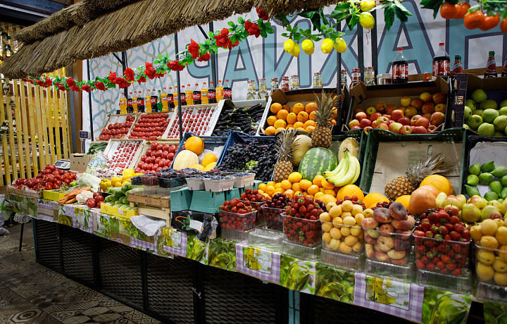 Эксперты Роспотребнадзора рассказали, как цвет фруктов и овощей влияет на их пользу