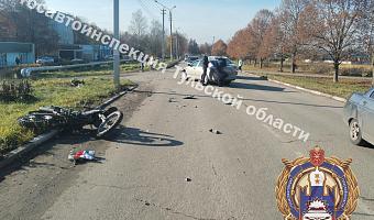 В Киреевске мотоциклист попал в больницу после столкновения с автомобилем Skoda