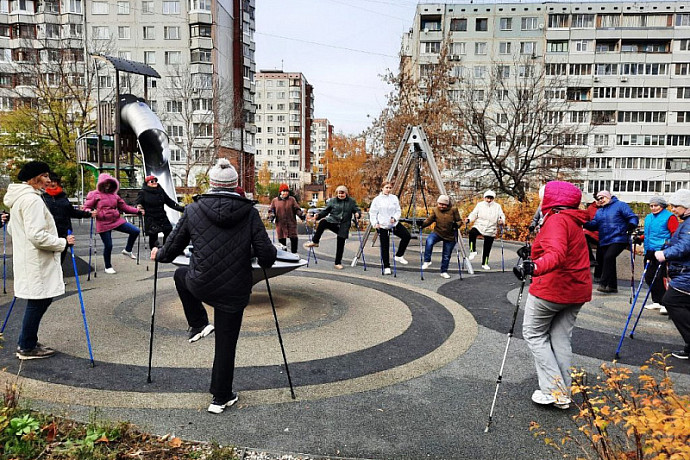 В Советском округе Тулы продолжились спортивные занятия для активных жителей