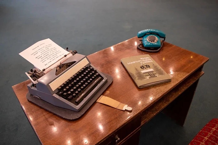 Из сухих фактов создать живую историю – драматург и режиссер о спектакле «Легасов: надо жить»