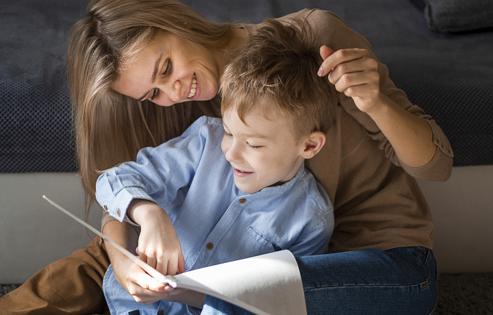 Детство обмену и возврату не подлежит: что важнее для ребёнка – деньги или любовь