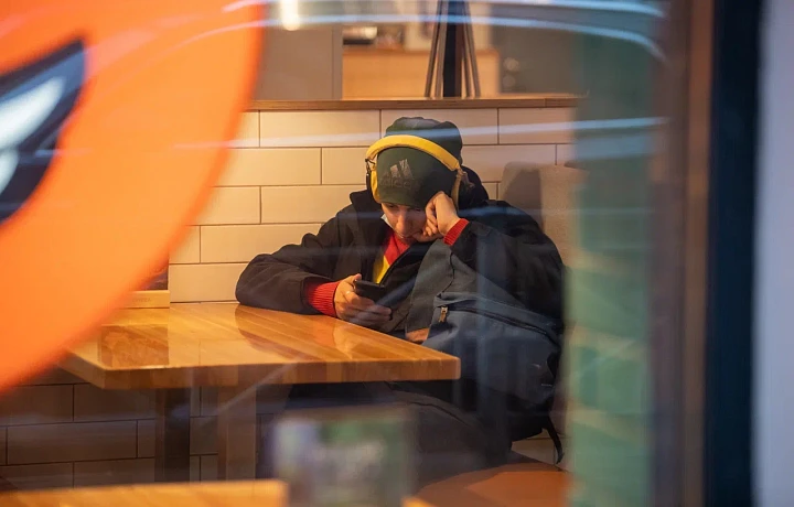 У молодежи новые «кайфовые» тренды – попперсы и аромаингаляторы – что это такое и насколько они опасны?