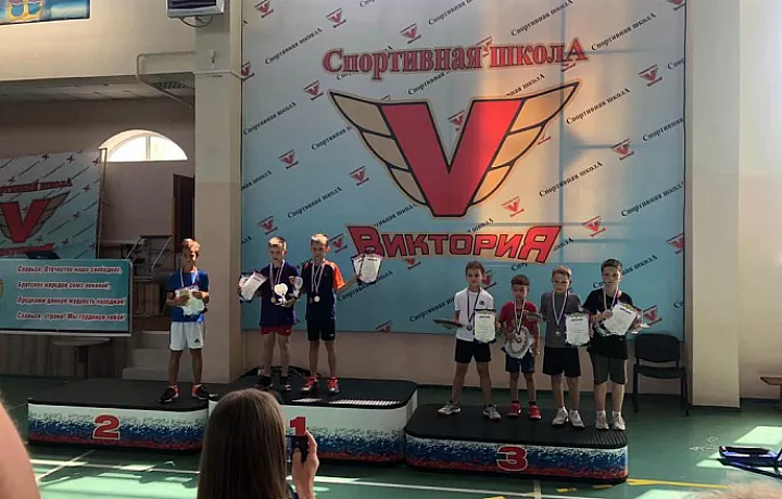 Тульские спортсмены стали призерами всероссийского турнира по бадминтону «Южный берег»