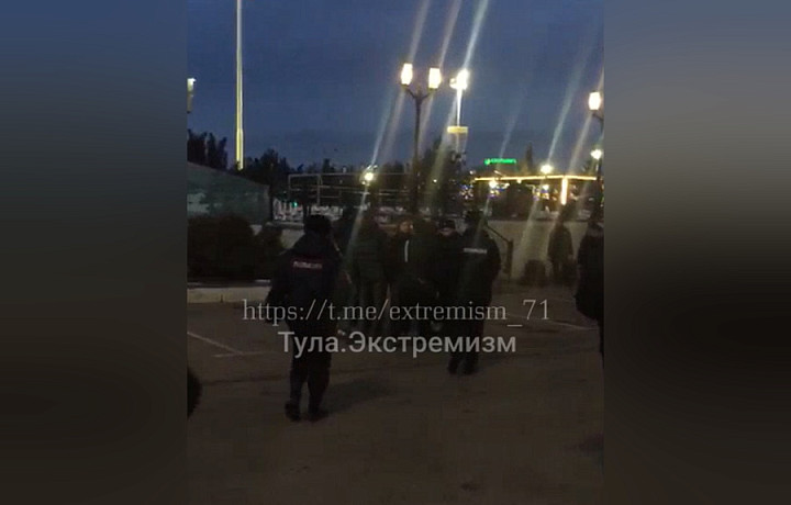 В соцсетях появилось видео профилактических рейдов по подросткам в ТЦ Тулы