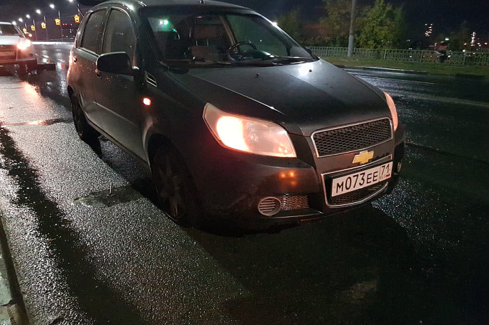 «Пробиты шины и покрышки, погнуты диски»: пострадавшие из-за ямы на Павшинском мосту в Туле автомобилисты рассказали подробности