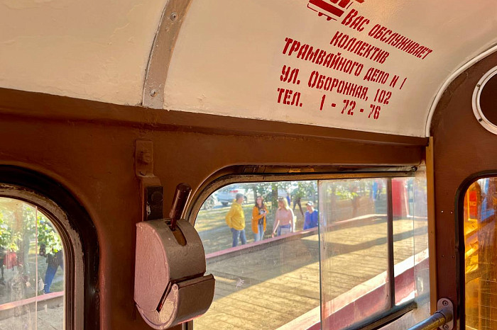 Трамвайный перезвон и компостеры: в Туле проходит выставка трамваев разных лет