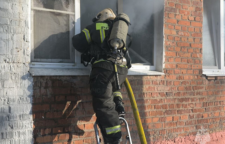 Более 150 человек эвакуировали после пожара в доме-интернате под Тулой