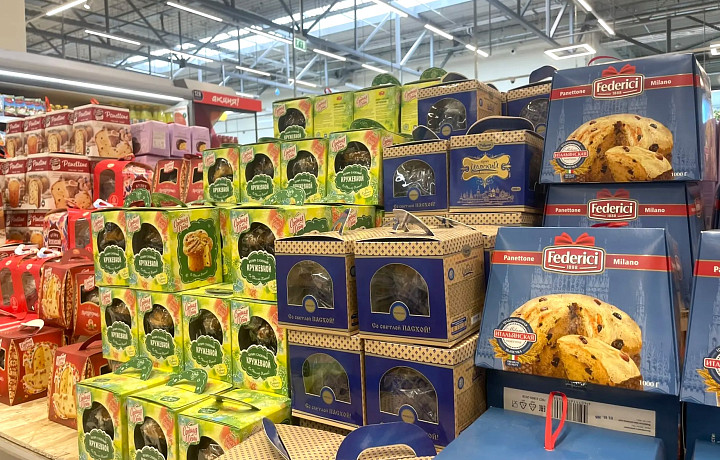 Куличи заполонили полки тульских магазинов: сколько они стоят и что выгоднее – купить или испечь?