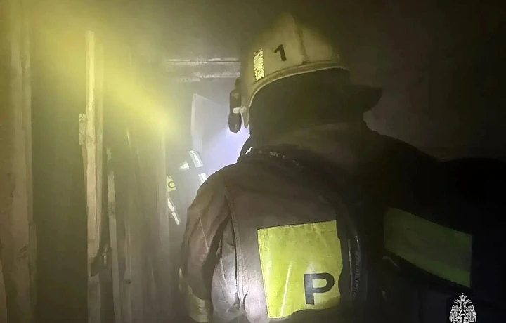 За сутки в Тульской области горели электрощиток в подвале, дома и квартира